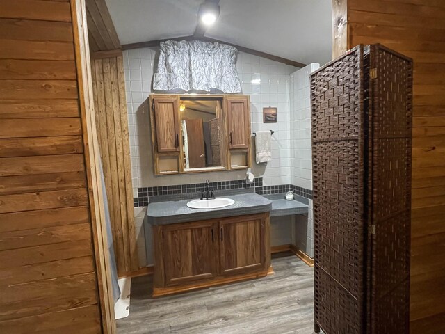 7548 Donna St, Lake, MI 48632