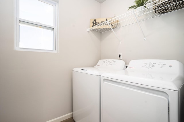 13662 Oasis Ave, Holland, MI 49424 - washroom featuring washer and dryer
