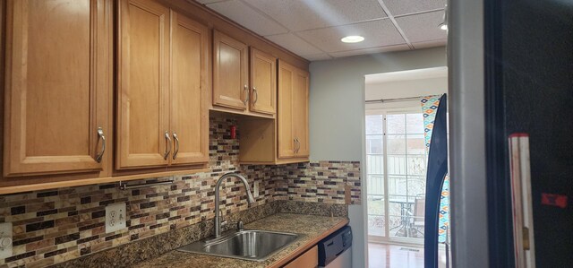 889 Kirts Blvd, Troy, MI 48084 - kitchen with a sink, freestanding refrigerator, tasteful backsplash, dishwasher, and a drop ceiling