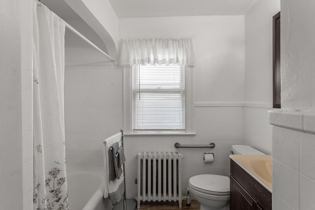 8735 Marygrove Dr, Detroit, MI 48221 - full bathroom with vanity, shower / bath combination with curtain, toilet, radiator heating unit, and wainscoting