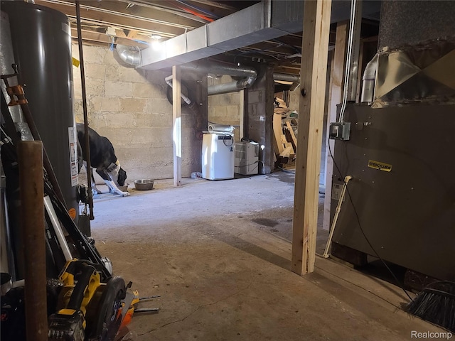 3685 Main St, Akron, MI 48701 - unfinished basement featuring heating unit