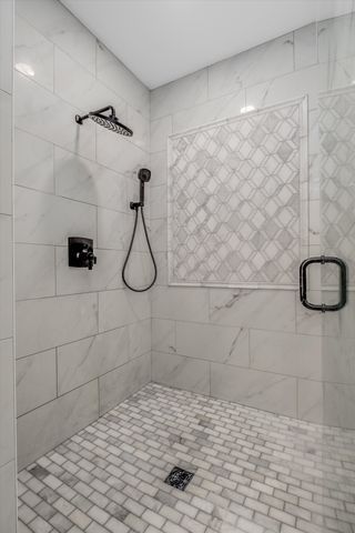 1219 N Main St, Rochester, MI 48307 - bathroom with a shower stall