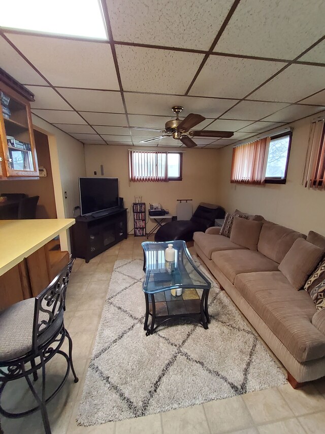 2415 Needham St, Saginaw, MI 48601 - living room featuring a drop ceiling