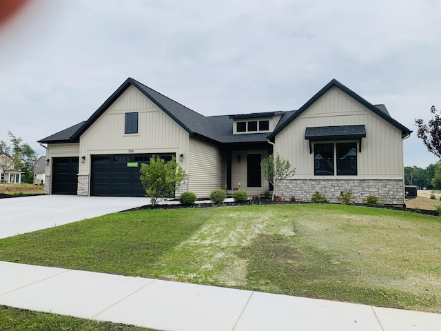 7114 Pinehurst Dr NE, Rockford, MI 49341 - photo 1
