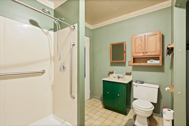 2981 Harrison St, Saginaw, MI 48604 - full bathroom with toilet, vanity, and walk in shower