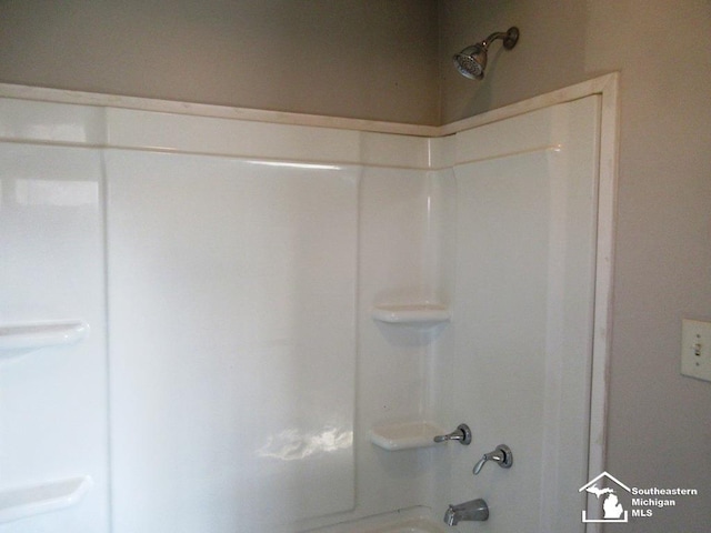 4393 2nd St, Newport, MI 48166 - bathroom featuring bathtub / shower combination