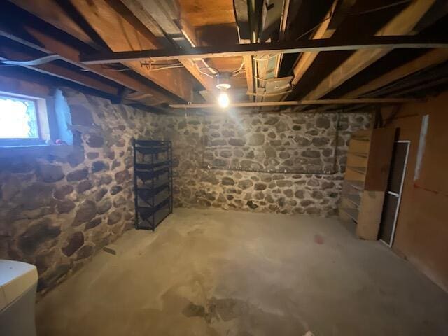 227 Railroad St, Chelsea, MI 48118 - view of below grade area