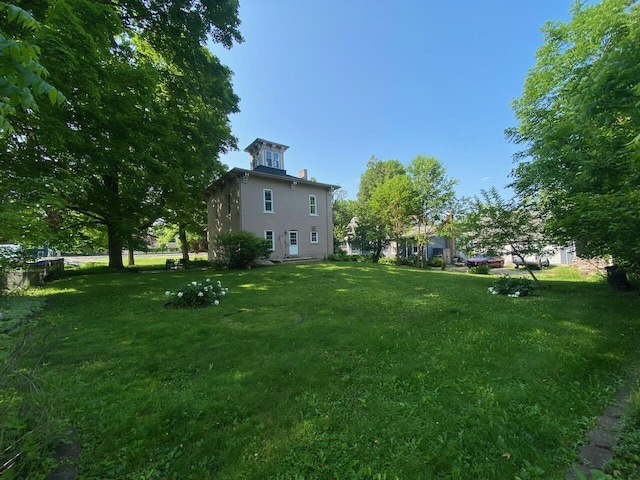 227 Railroad St, Chelsea, MI 48118 - view of green lawn