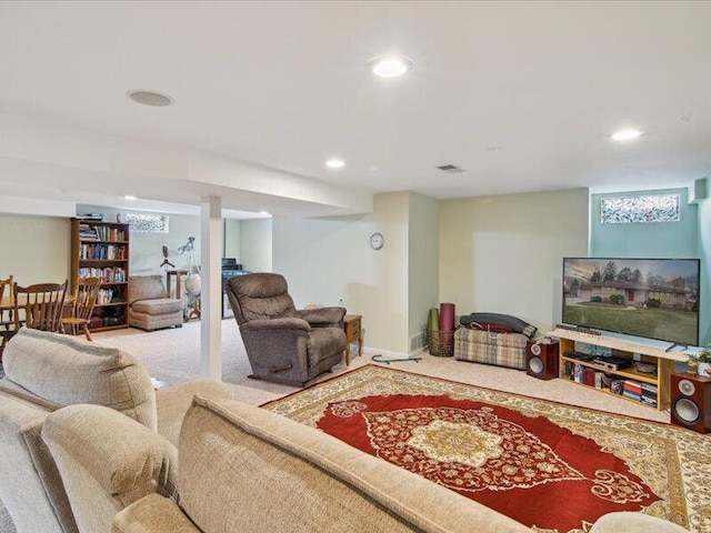 living area with baseboards, carpet floors, and recessed lighting