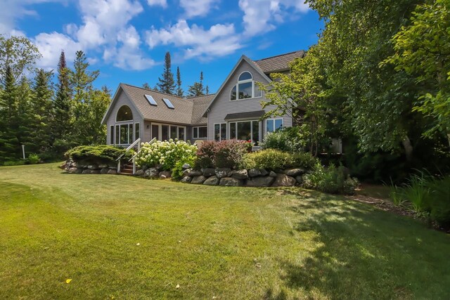 4537 E Duck Lake Rd, Lake Leelanau, MI 49653