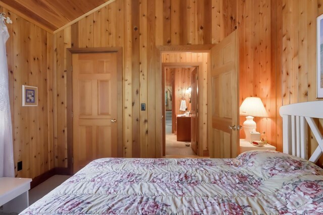 4537 E Duck Lake Rd, Lake Leelanau, MI 49653