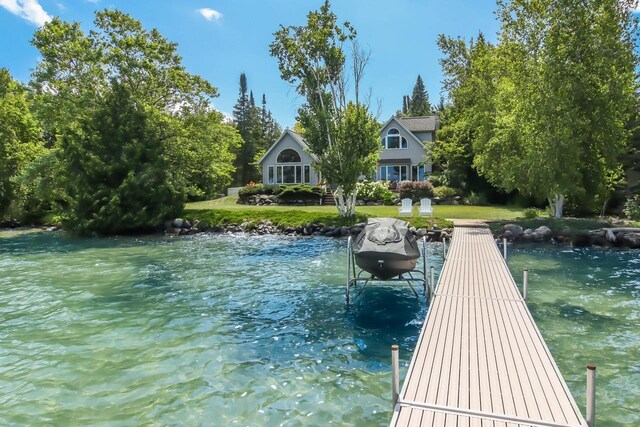 4537 E Duck Lake Rd, Lake Leelanau, MI 49653