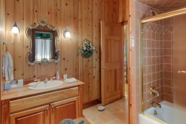 4537 E Duck Lake Rd, Lake Leelanau, MI 49653