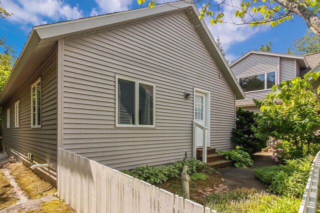 4537 E Duck Lake Rd, Lake Leelanau, MI 49653