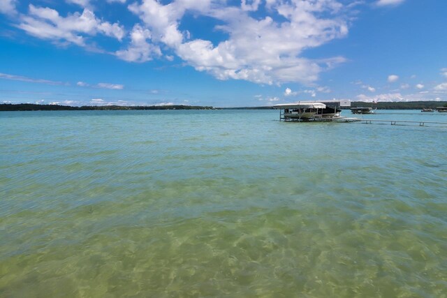 4537 E Duck Lake Rd, Lake Leelanau, MI 49653
