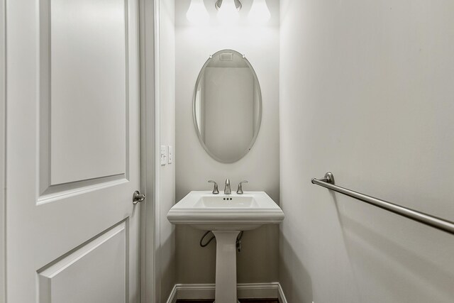 2667 Oxford Cir, Ann Arbor, MI 48103 - view of bathroom