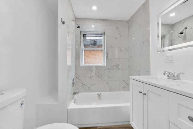 2916 Gladstone St, Detroit, MI 48206 - bathroom with shower / washtub combination, toilet, and vanity