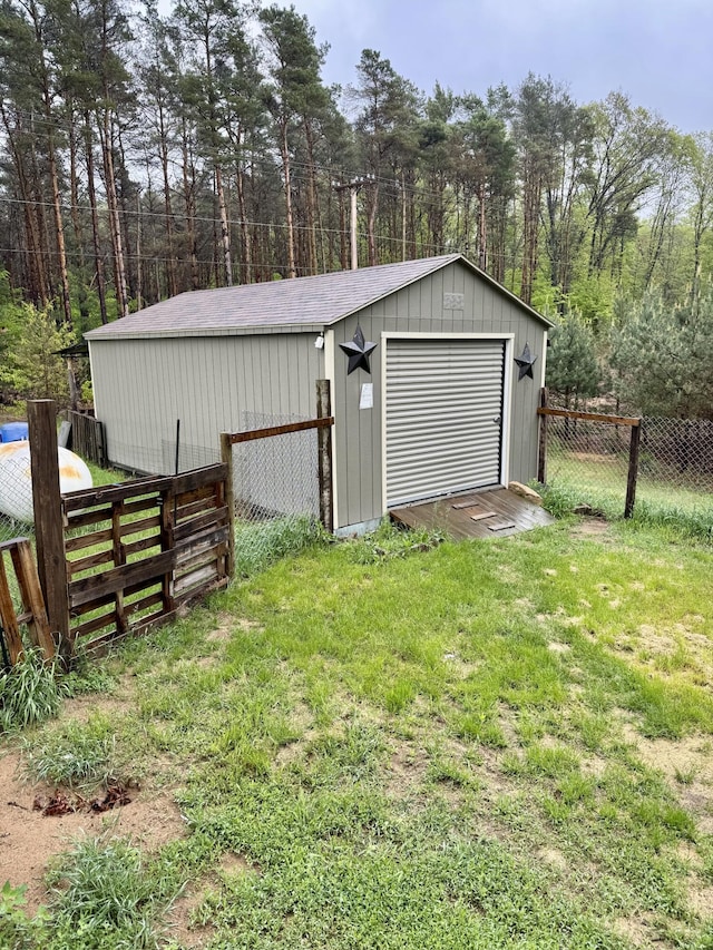 10430 90th Ave, Mecosta, MI 49332 - view of garage