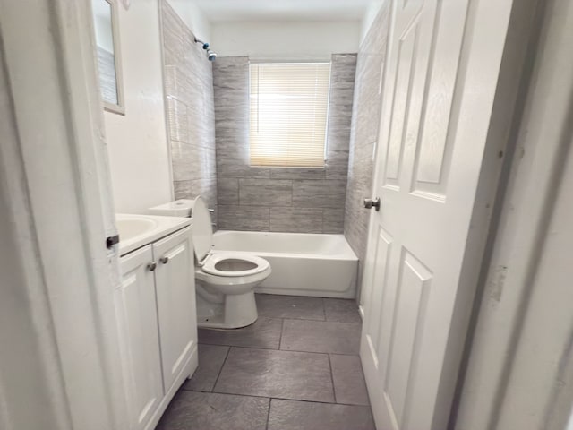 3297 Hazelwood St, Detroit, MI 48206 - full bath with toilet and vanity