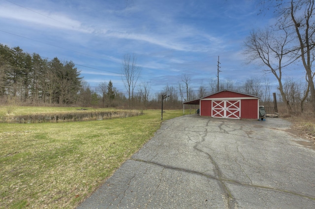exterior space featuring a barn