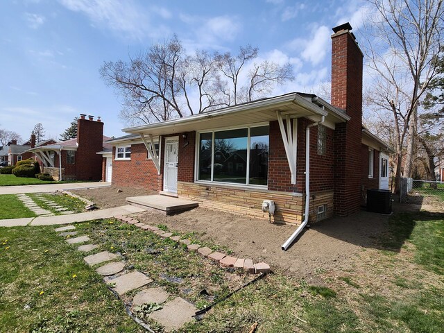 15705 Juliana Ave, Eastpointe, MI 48021 - photo 3