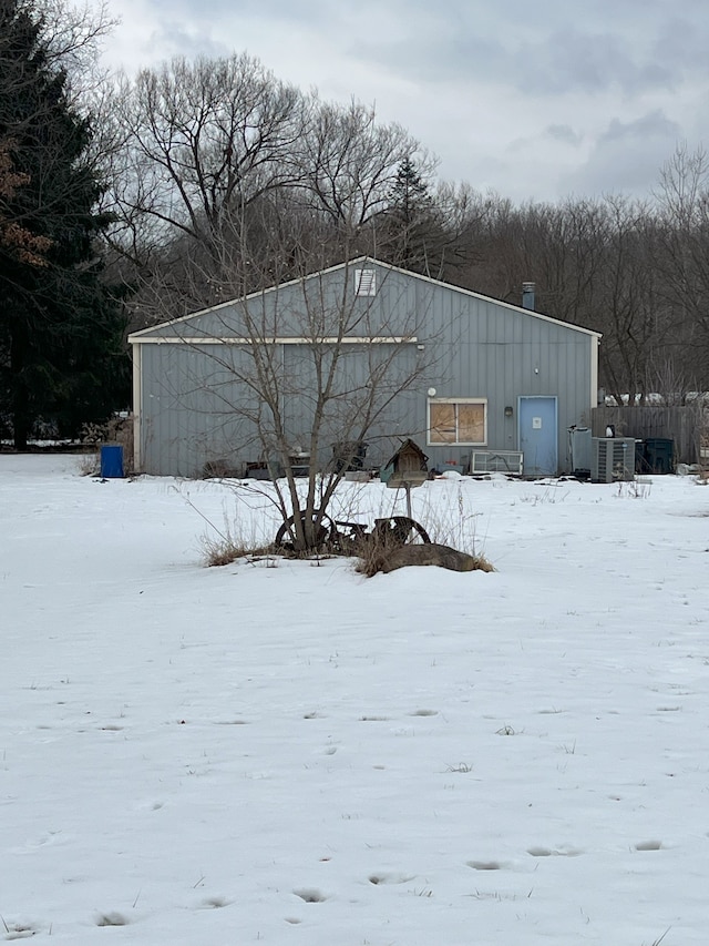 2900 Ford Rd, White Lake, MI 48383 - view of snow covered structure
