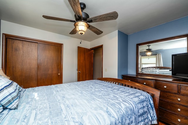 1373 Kingman Dr, Saint Joseph, MI 49085 - bedroom featuring a closet and ceiling fan