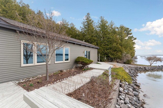 1137 Crystal Dr, Frankfort, MI 49635