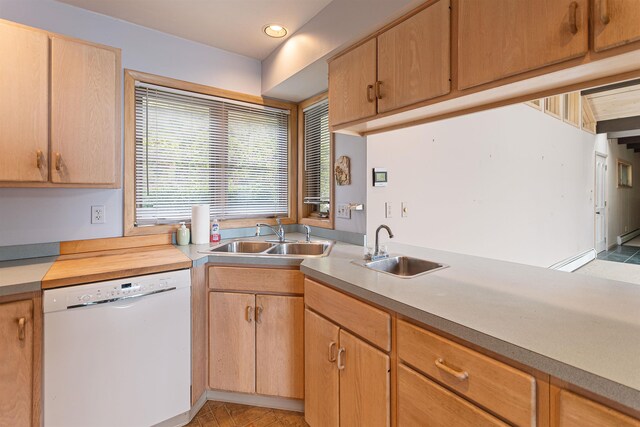 1137 Crystal Dr, Frankfort, MI 49635