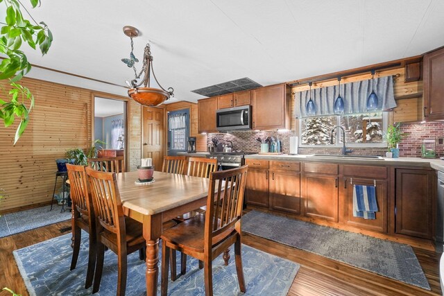 509 Boyd St, Fife Lake, MI 49633
