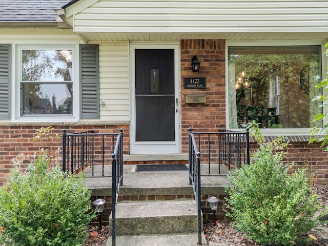 4423 Groveland Ave, Royal Oak, MI 48073 - entrance to property with brick siding and roof with shingles