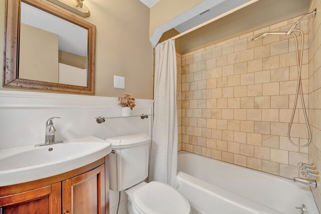 4423 Groveland Ave, Royal Oak, MI 48073 - full bath with shower / bath combo, vanity, and toilet