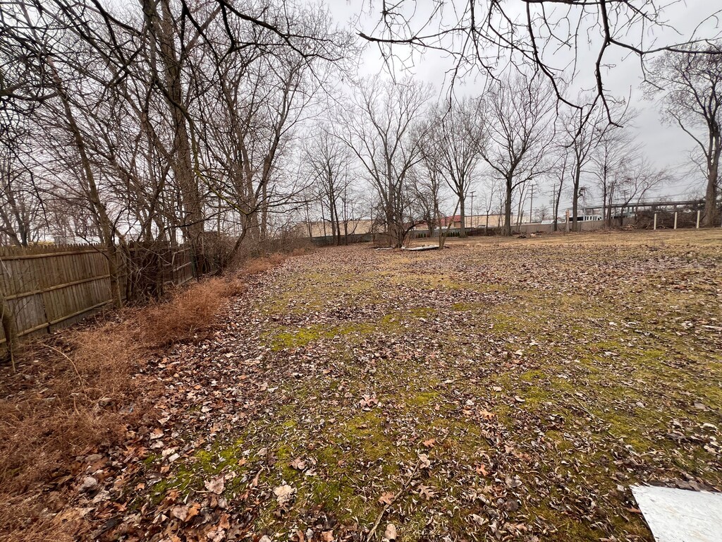 33961 Louise Ave, Clinton Township, MI 48035 - view of yard featuring fence