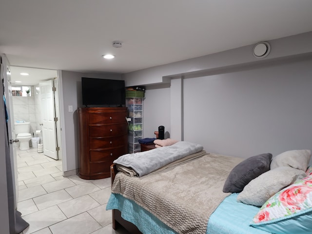 81 E Fairmount Ave, Pontiac, MI 48340 - bedroom featuring light tile patterned floors, ensuite bathroom, and recessed lighting