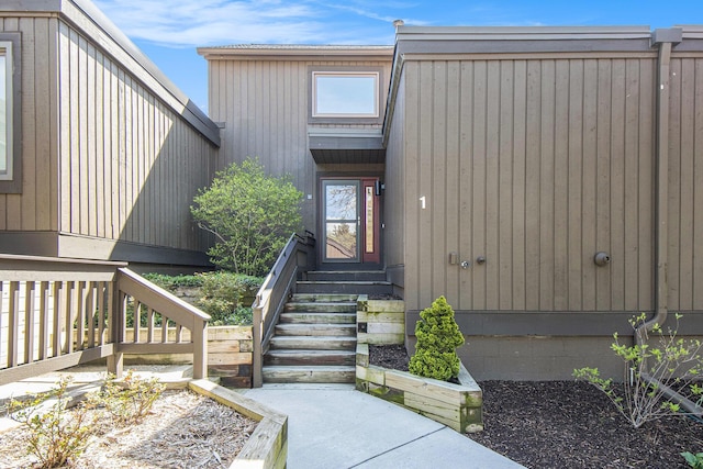1 Northwick Ct, Ann Arbor, MI 48105 - view of exterior entry