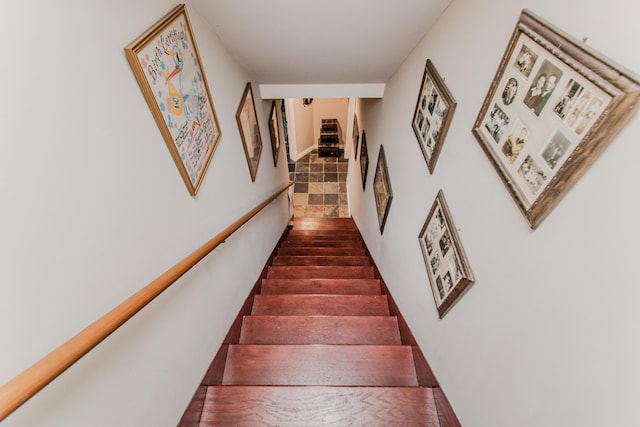 5050 Pleasant Lake Rd, Ann Arbor, MI 48103 - view of staircase