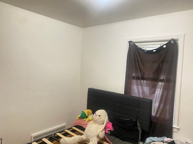 9619 Decatur St, Detroit, MI 48227 - bedroom featuring visible vents