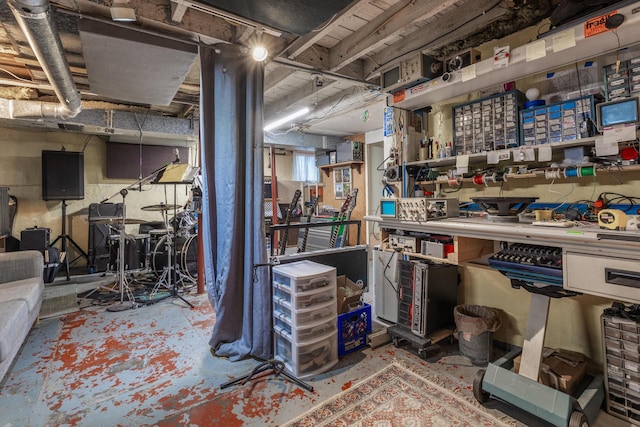 below grade area featuring a workshop area