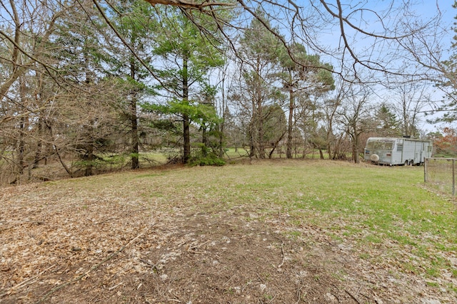 2975 Hadden Rd, Rochester, MI 48306 - view of yard featuring an outbuilding
