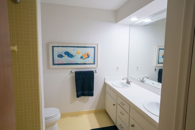 45778 Fermanagh Dr, Northville, MI 48168 - full bath featuring baseboards, toilet, and a sink