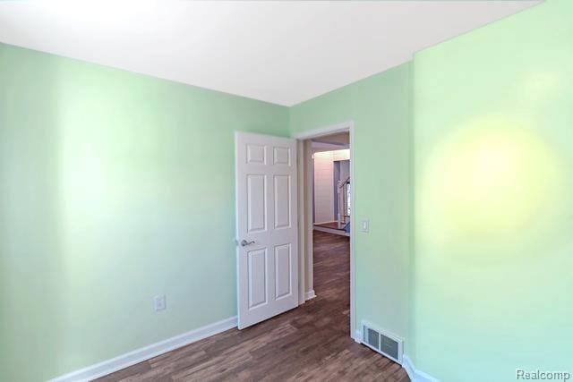 22105 Ridgeway St, Saint Clair Shores, MI 48080 - photo 15