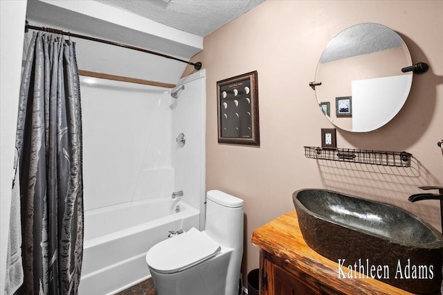 14319 Park Dr, Mecosta, MI 49332 - bathroom featuring shower / tub combo with curtain, vanity, and a textured ceiling