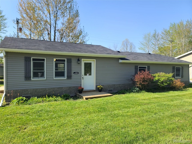 4161 Maple St, Brown City, MI 48416 - ranch-style house with crawl space and a front yard