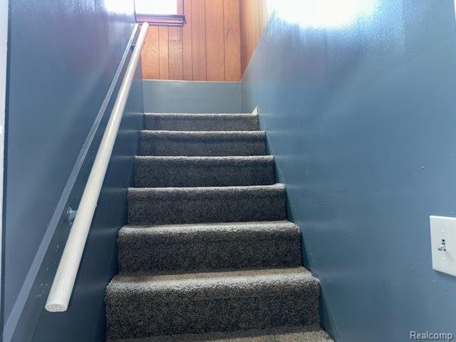 19533 Barlow St, Detroit, MI 48205 - stairway with wood walls