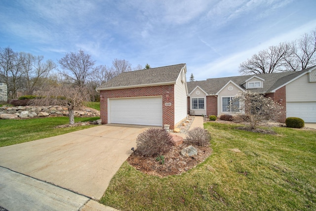 view of front facade with driveway, brick siding, a garage, and a front lawn