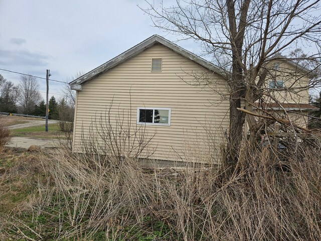 4950 Cottrell Rd, Vassar, MI 48768 - view of home's exterior
