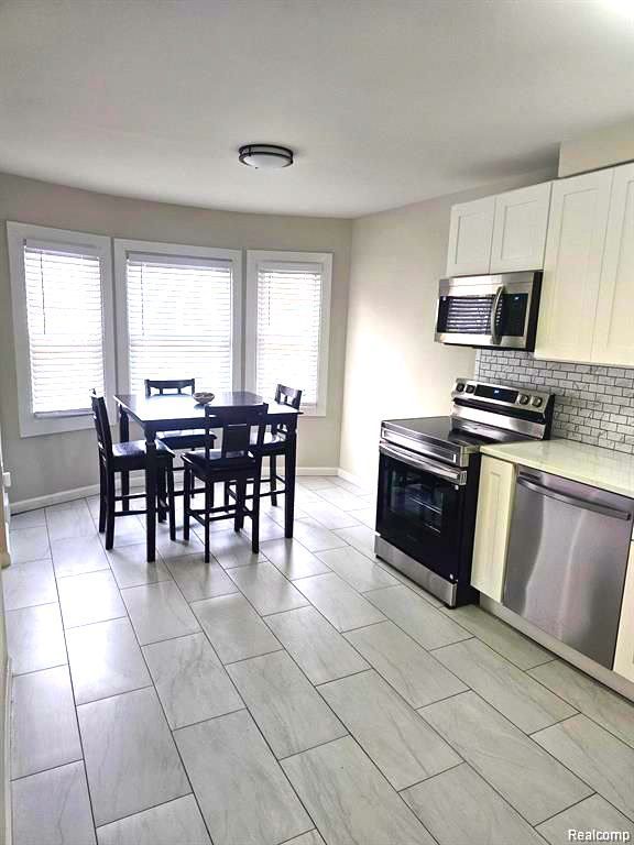 15914 Eastburn St, Detroit, MI 48205 - photo 12