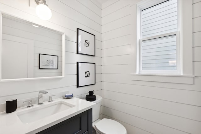 50272 Hedgewood Dr, Canton, MI 48187 - bathroom featuring toilet and vanity