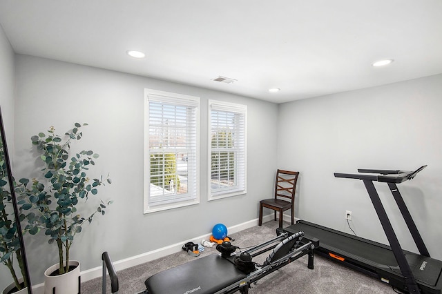 9861 Dixie, Ira, MI 48023 - exercise room featuring carpet flooring, baseboards, visible vents, and recessed lighting
