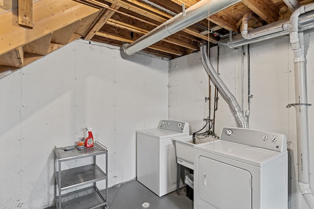 1053 Woodward Hts, Ferndale, MI 48220 - laundry area featuring independent washer and dryer, laundry area, and a sink